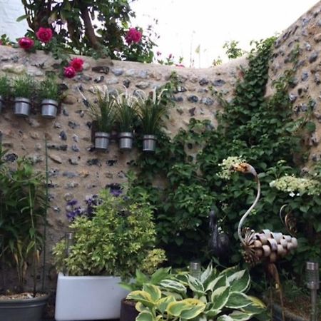 River Road, Littlehampton, Executive Apartment Ngoại thất bức ảnh