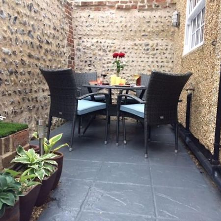 River Road, Littlehampton, Executive Apartment Ngoại thất bức ảnh