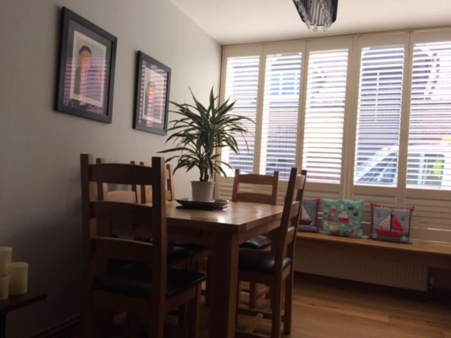 River Road, Littlehampton, Executive Apartment Ngoại thất bức ảnh