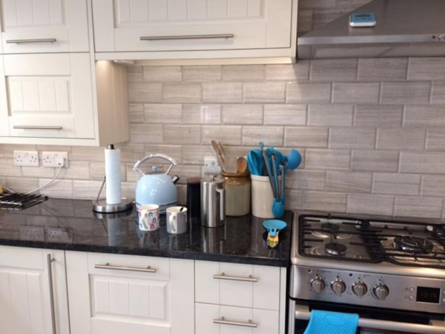 River Road, Littlehampton, Executive Apartment Ngoại thất bức ảnh